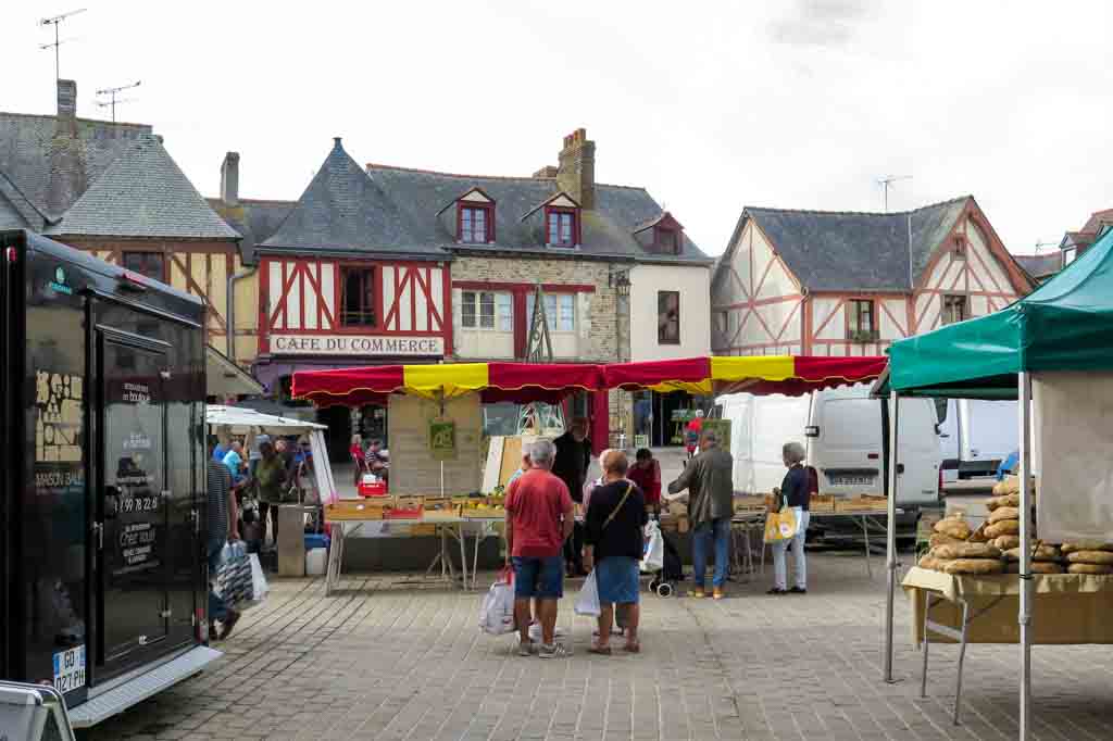 La Guerche-de-Bretagne, martes mercado